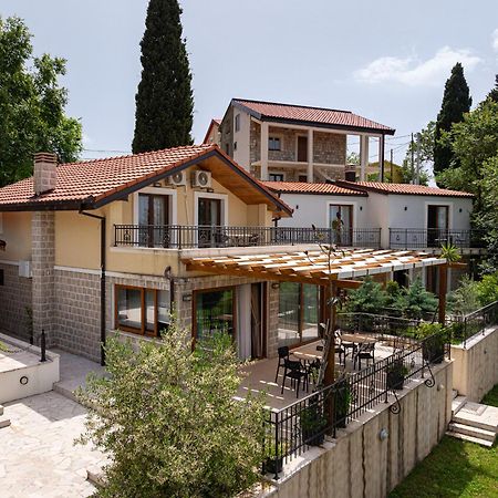 Sunset & Sunrise Villas In Stanisici-Two Villas With Common Pool Будва Екстериор снимка