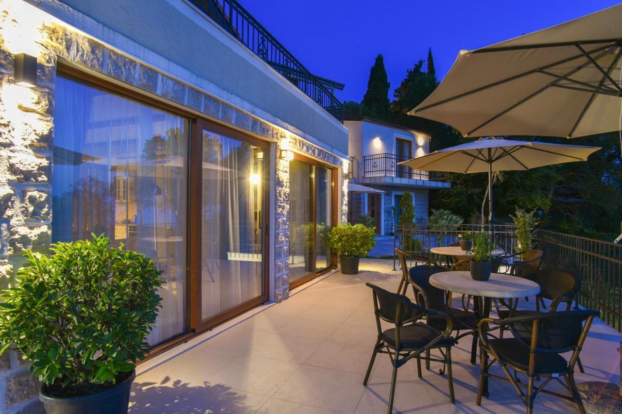 Sunset & Sunrise Villas In Stanisici-Two Villas With Common Pool Будва Екстериор снимка