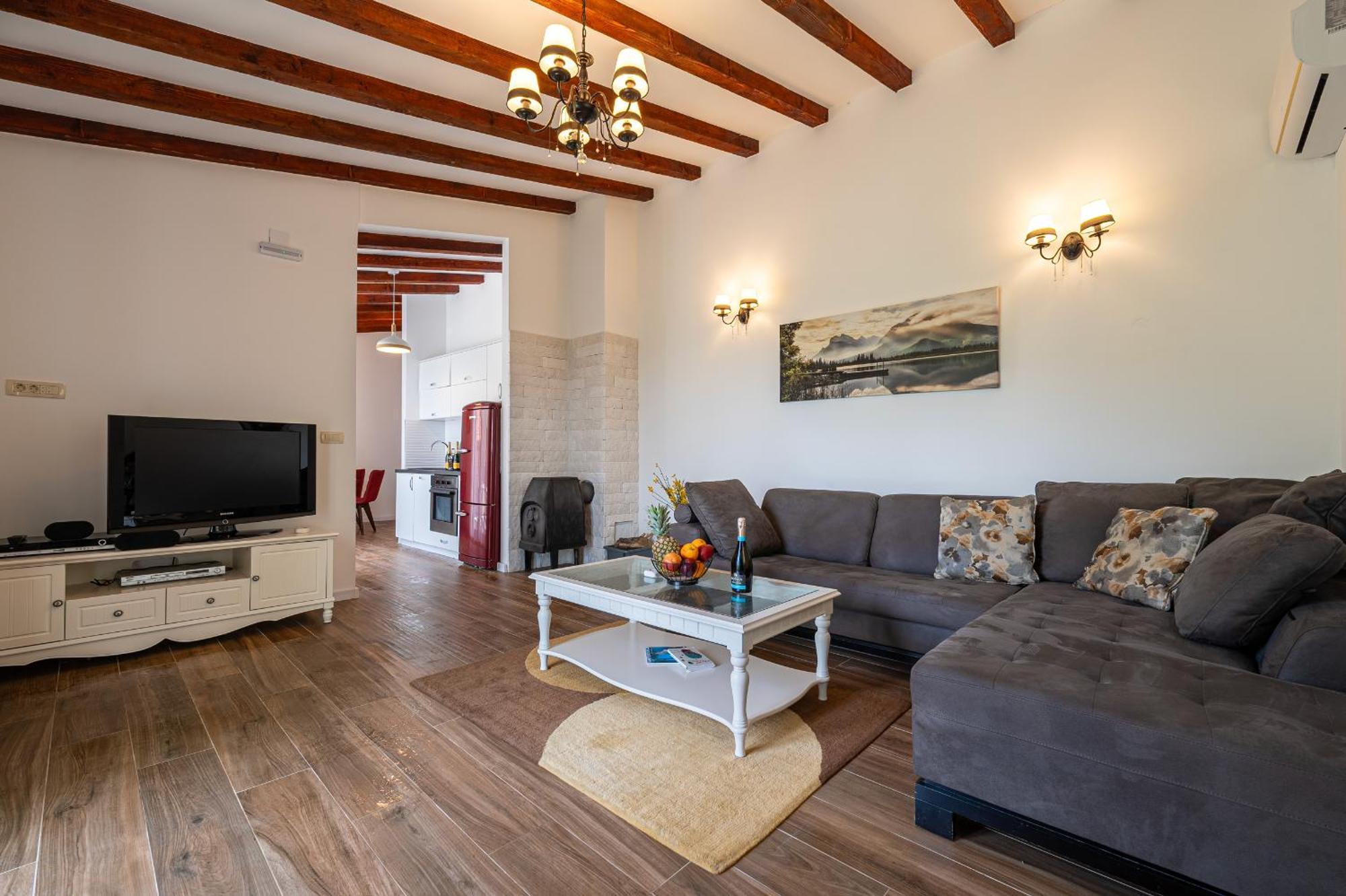 Sunset & Sunrise Villas In Stanisici-Two Villas With Common Pool Будва Екстериор снимка