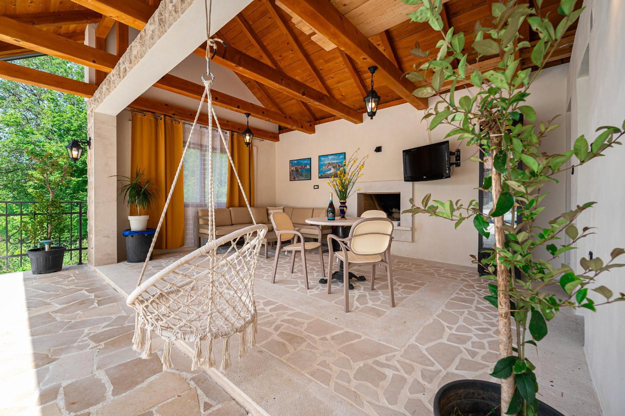 Sunset & Sunrise Villas In Stanisici-Two Villas With Common Pool Будва Екстериор снимка