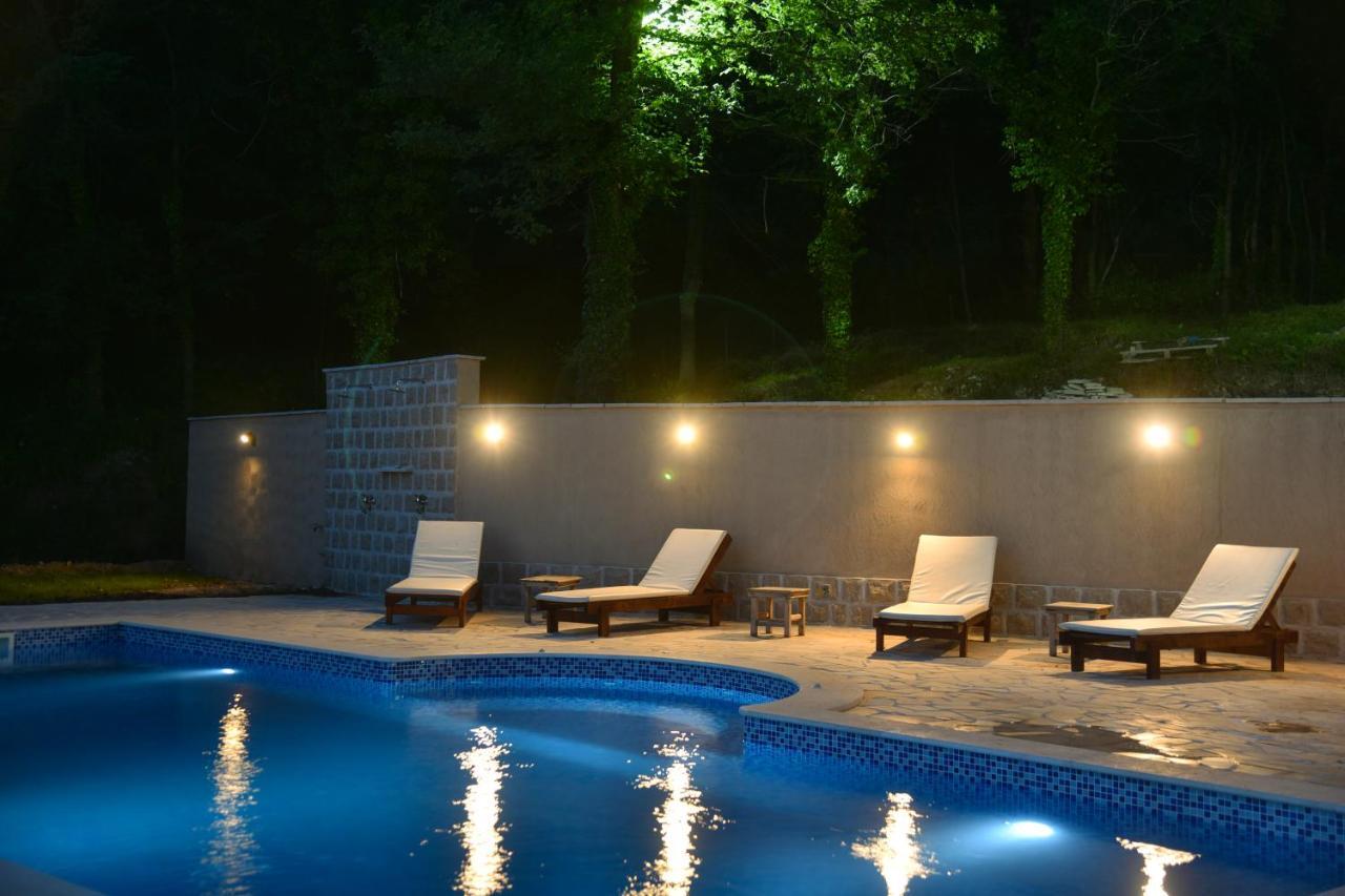 Sunset & Sunrise Villas In Stanisici-Two Villas With Common Pool Будва Екстериор снимка
